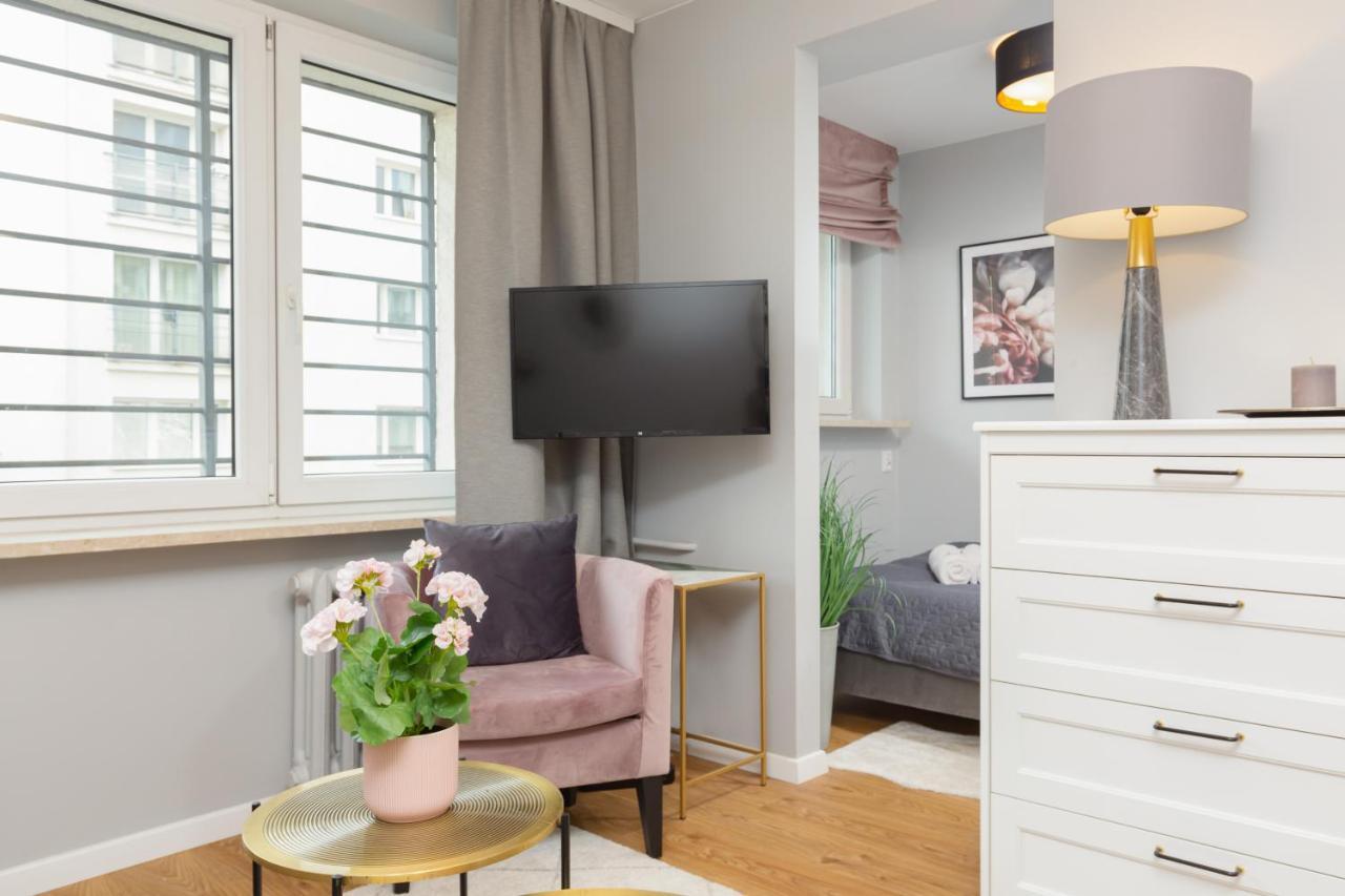 City Center Apartment Near The Vistula By Noclegi Renters Warsaw Exterior photo