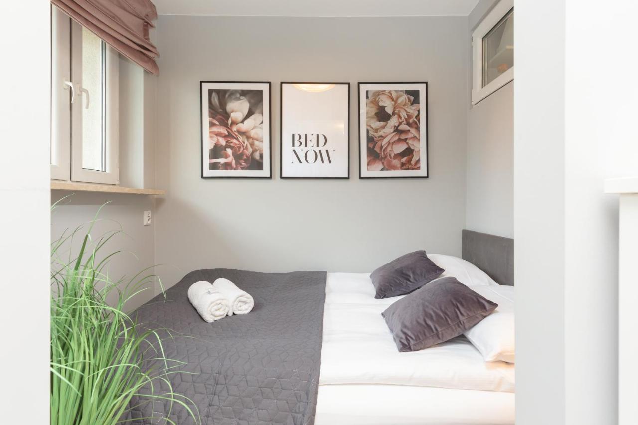City Center Apartment Near The Vistula By Noclegi Renters Warsaw Exterior photo